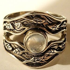 Artisan 925 Silver Leaf Motif With Oval Natural Moonstone Ring Vintage